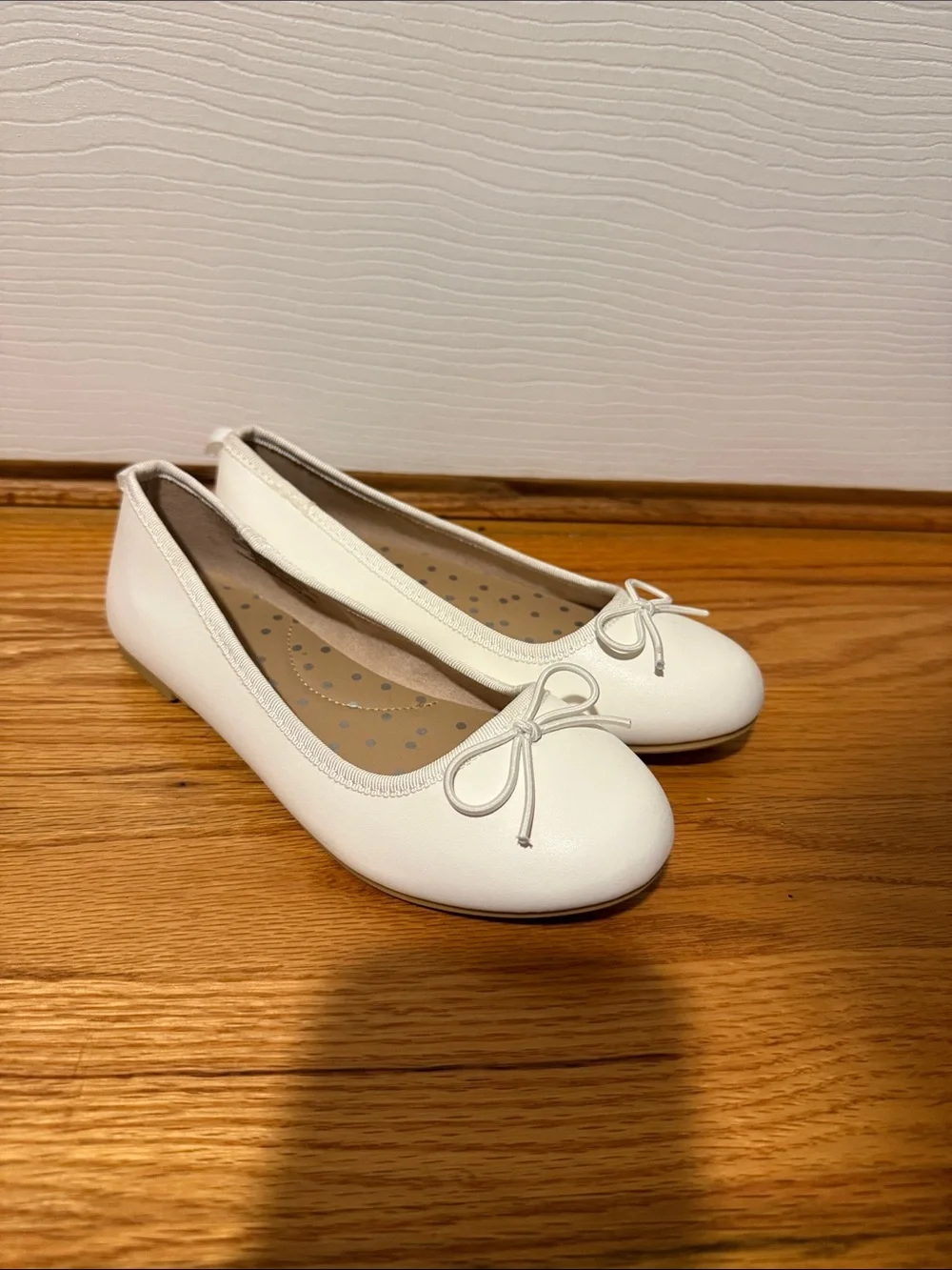 Cat & Jack White Girls' Ballet Flats with Bow